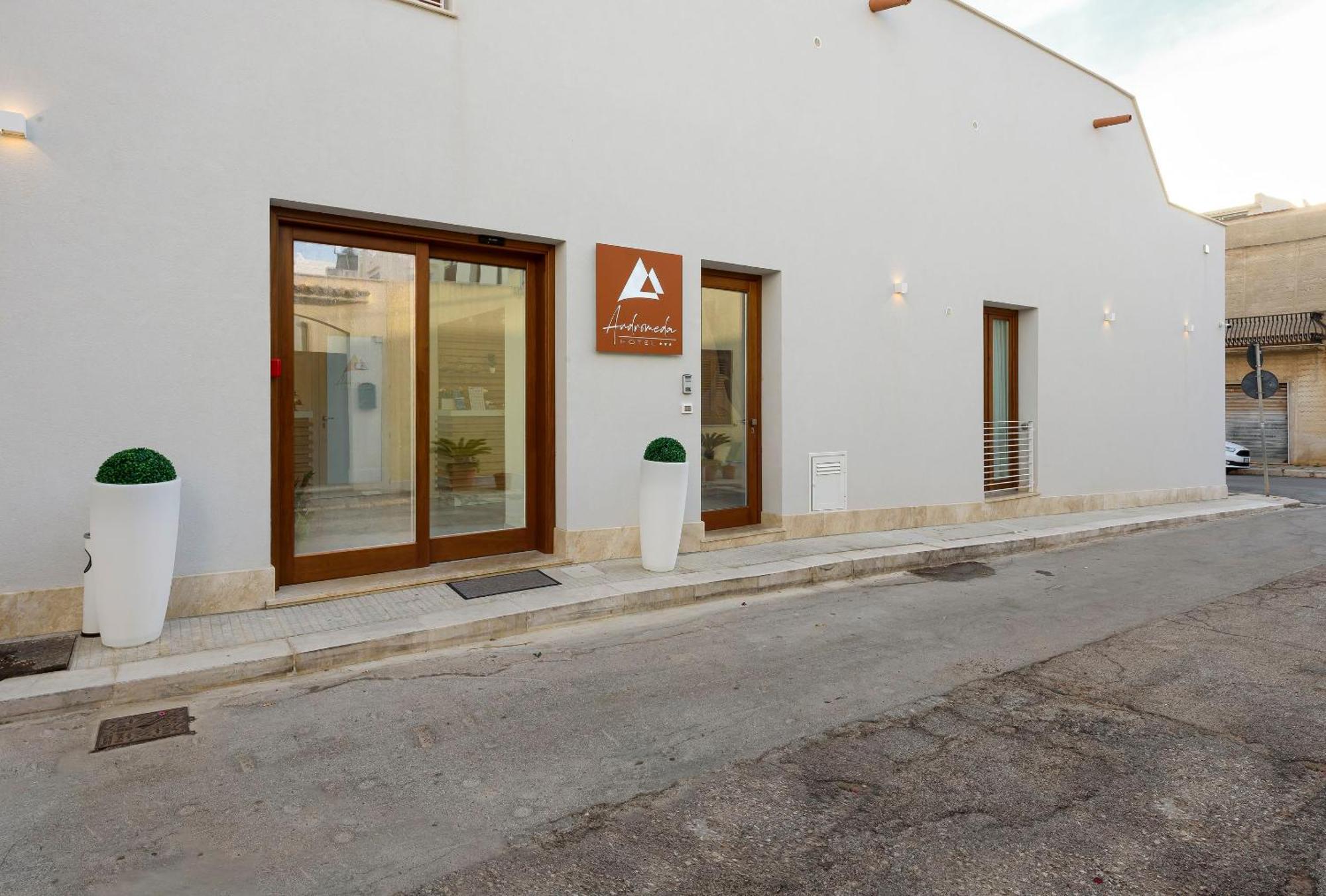 Andromeda Hotel San Vito Lo Capo Buitenkant foto